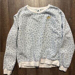 Nike Gray and Cream Leopard Print Top